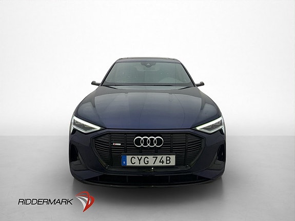 Audi e-tron 3 of 30