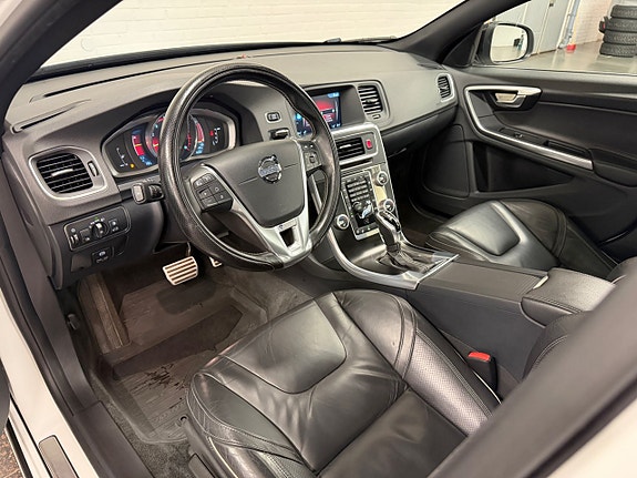 Volvo S60 5 of 21