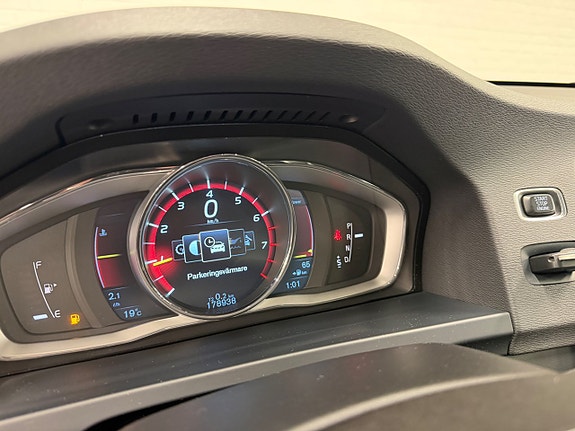 Volvo S60 17 of 21