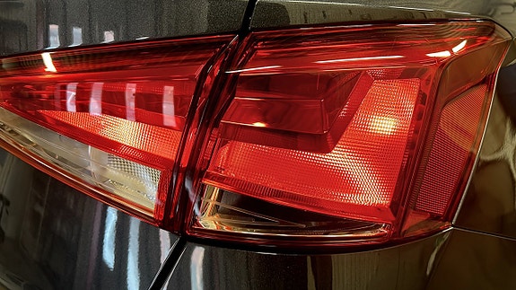 Seat Arona 14 of 20