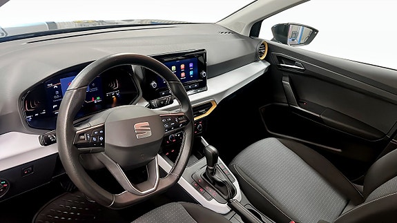 Seat Arona 7 of 20