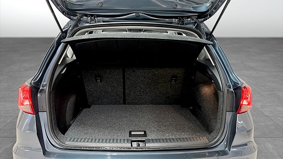 Seat Arona 12 of 18