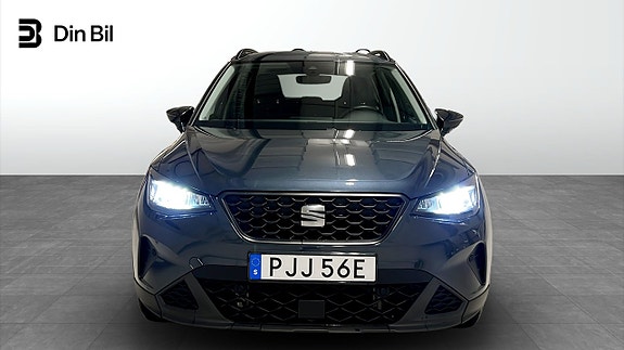 Seat Arona 4 of 18