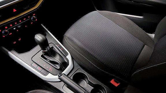 Seat Arona 15 of 18