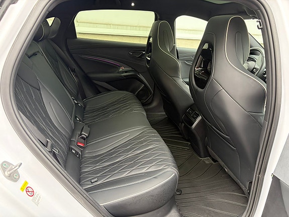 BYD Seal 12 of 12