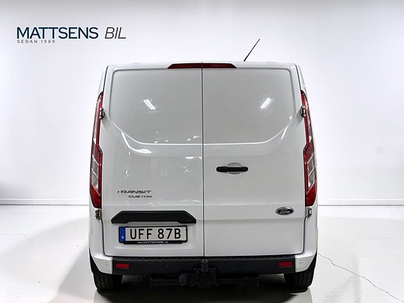 Ford Transit Custom 11 of 17