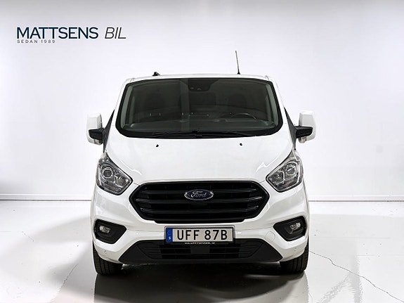 Ford Transit Custom 2 of 17