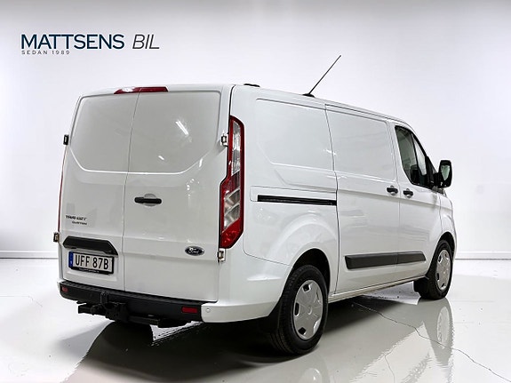 Ford Transit Custom 13 of 17