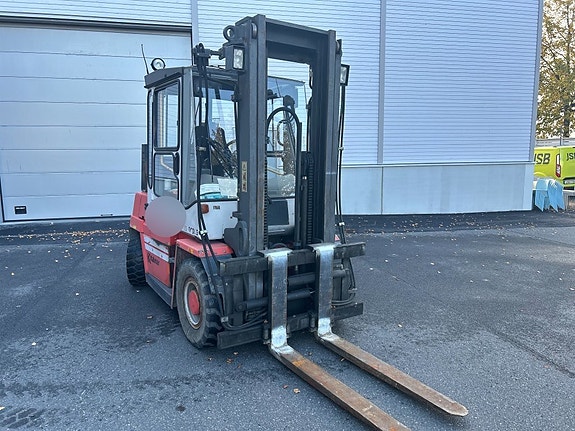 Dieseltruck Kalmar DCD 55-6 2 of 6