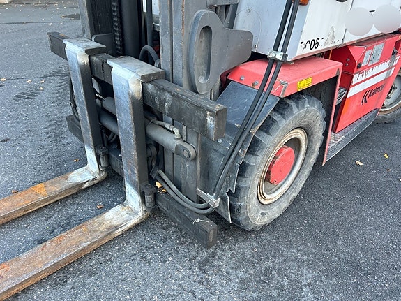 Dieseltruck Kalmar DCD 55-6 5 of 6