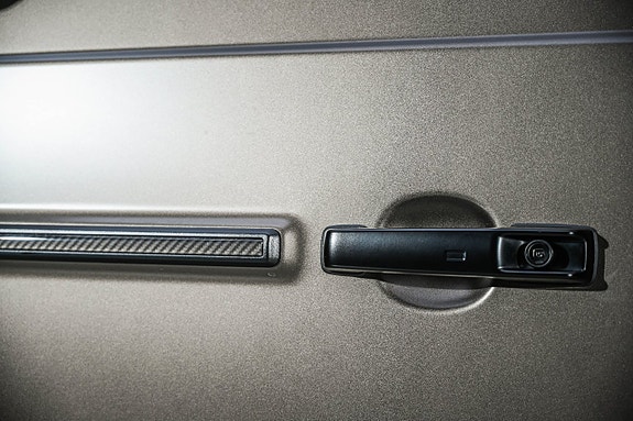 Mercedes-Benz G63 9 of 25