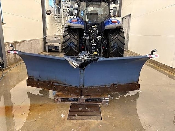 Pronar 330