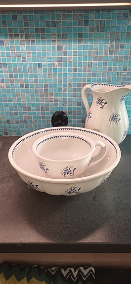 Product image 1 of 7