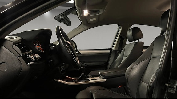 BMW X4 5 of 8