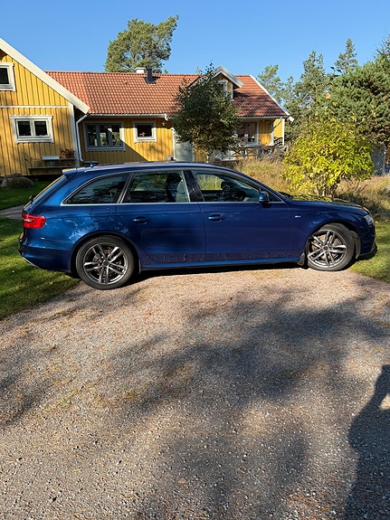 Audi A4 6 of 13