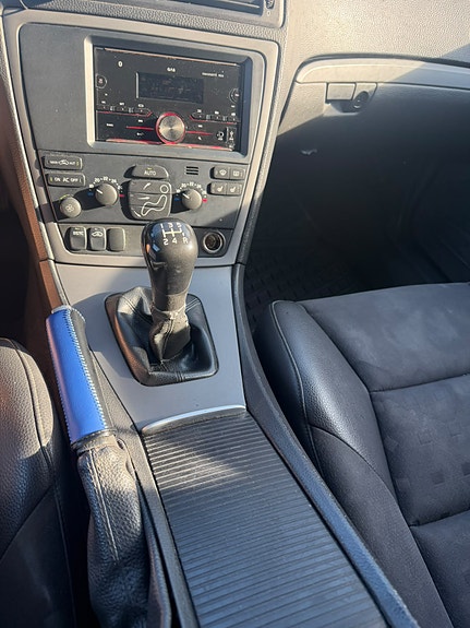 Volvo V70 7 of 8