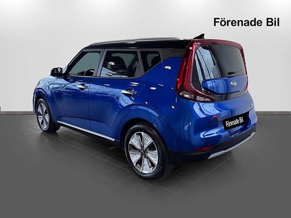 Kia e-Soul 6 of 12