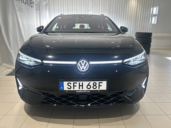 Volkswagen ID.7 2 of 22