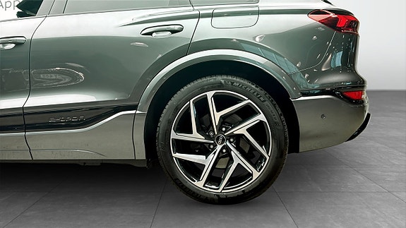 Audi S6 e-tron 6 of 13