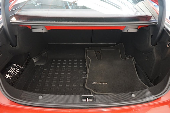 Mercedes-Benz E250 8 of 9