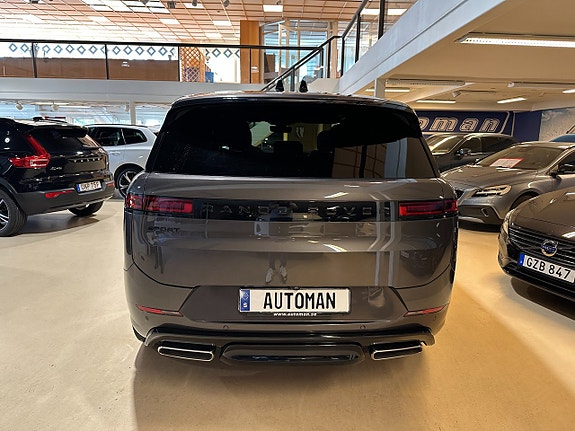 Land Rover Range Rover Sport 7 of 20