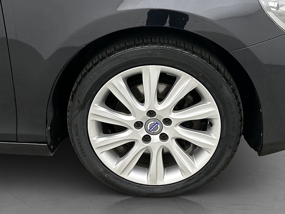 Volvo V40 27 of 27