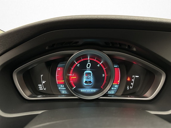Volvo V40 16 of 27