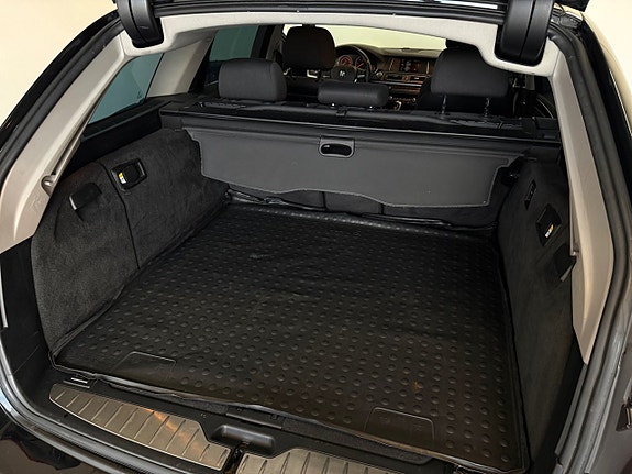 BMW 520d 14 of 15