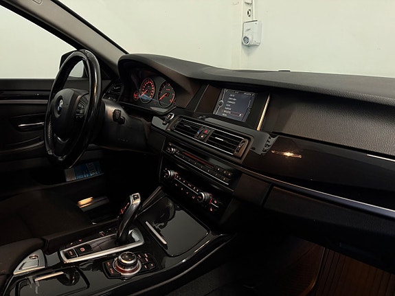 BMW 520d 5 of 15