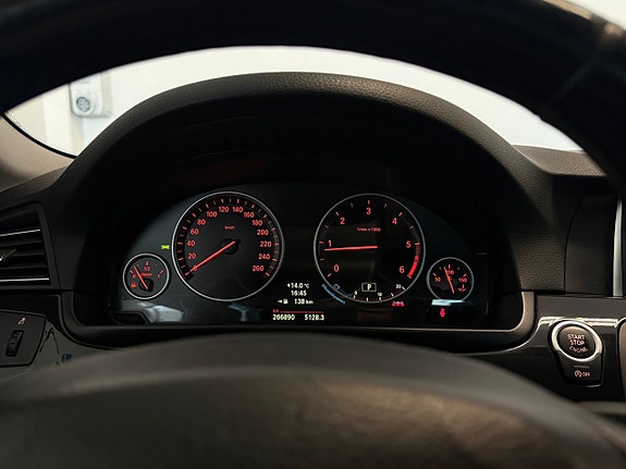 BMW 520d 10 of 15