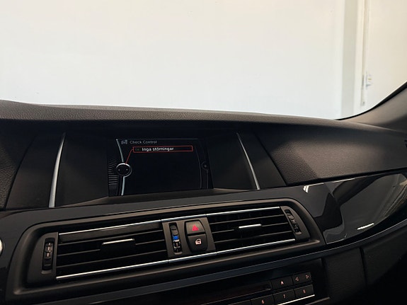 BMW 520d 8 of 15