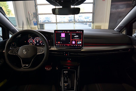 Volkswagen Golf I 12 of 27