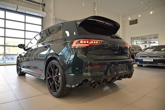 Volkswagen Golf I 8 of 27