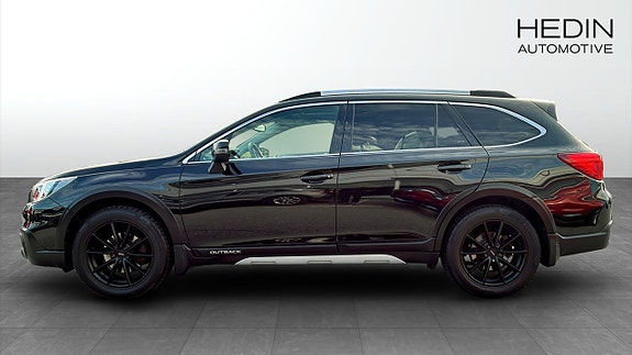 Subaru Legacy Outback 6 of 13