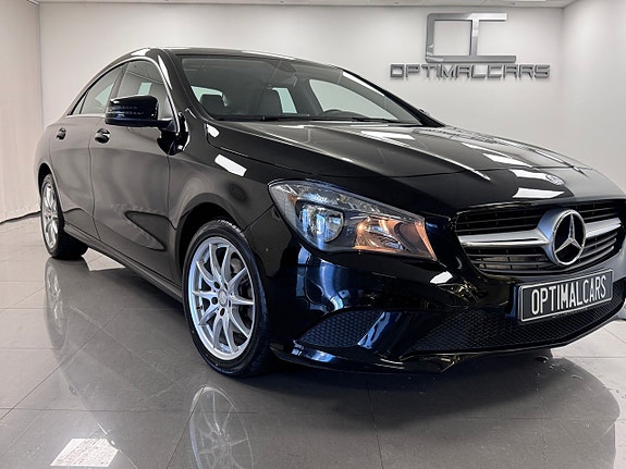 Mercedes-Benz CLA200 2 of 14