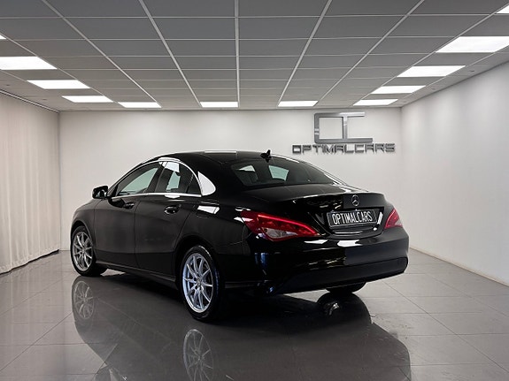 Mercedes-Benz CLA200 10 of 14