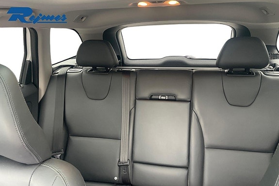 Volvo XC60 19 of 26