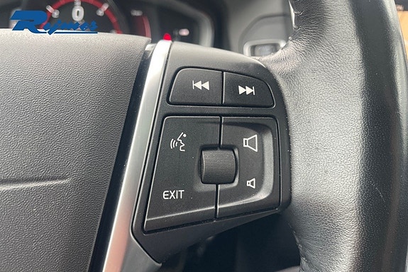 Volvo XC60 17 of 26