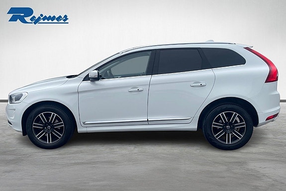 Volvo XC60 5 of 26