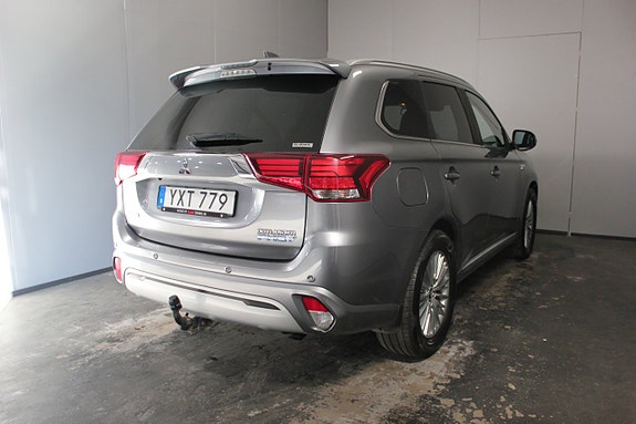 Mitsubishi Outlander 4 of 30