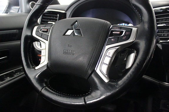 Mitsubishi Outlander 18 of 30