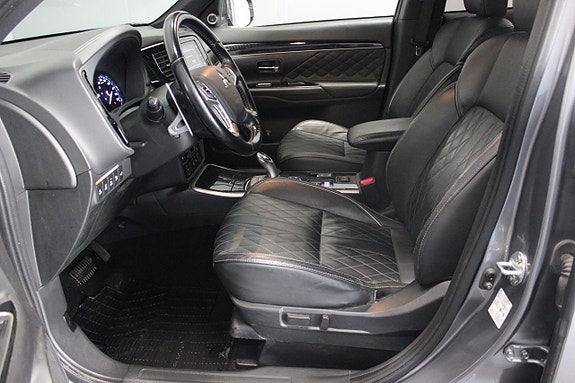 Mitsubishi Outlander 9 of 30