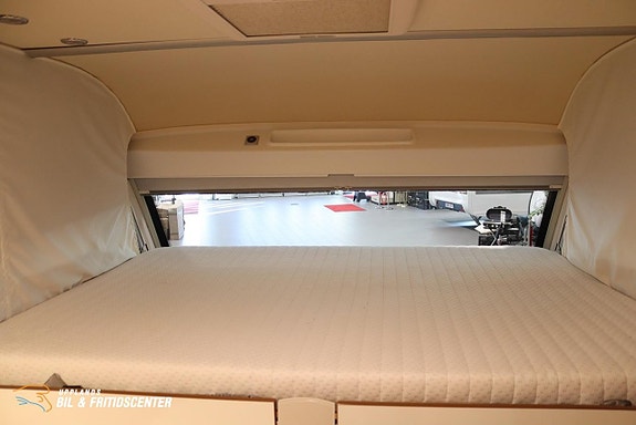 Bürstner Elegance 840 Aut / Alde / AC bodel / Solcell 6 of 16