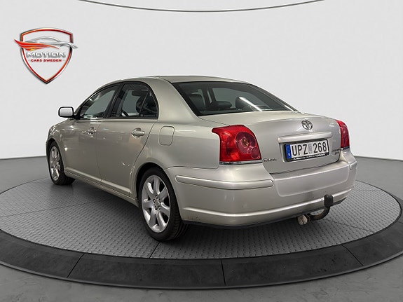 Toyota Avensis 7 of 25