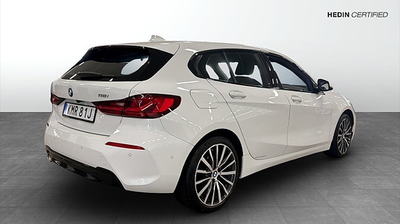 BMW 118i 5 of 26