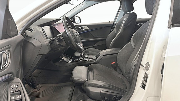 BMW 118i 13 of 26
