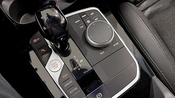 BMW 118i 24 of 26