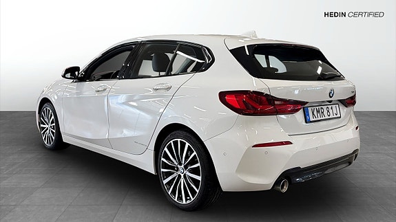 BMW 118i 7 of 26