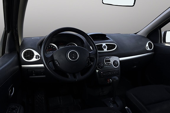 Renault Clio 13 of 21