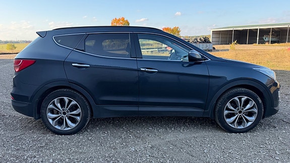Hyundai Santa Fe 4 of 23